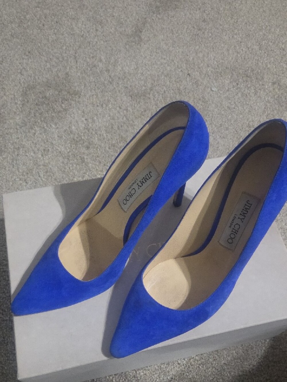 Jimmy Choo Beige and Gold Shoe Box